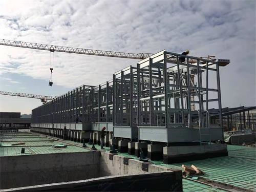 逆流式冷卻塔結構特征(逆流式冷卻塔風機批發)